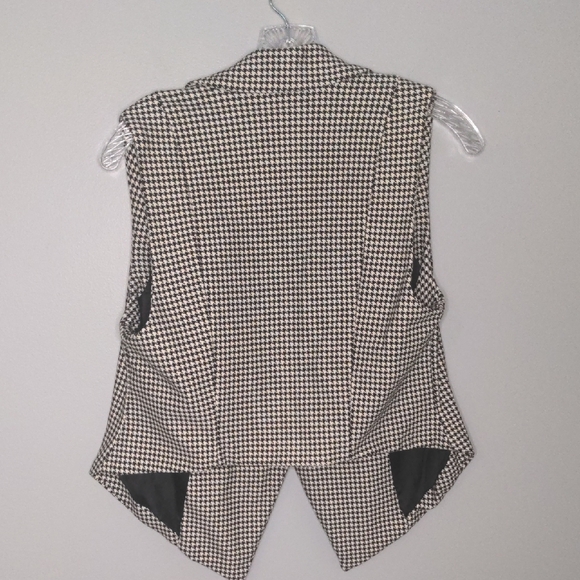 EUC✨ TORRID size 00 houndstooth vest, Studio Luxe Ponte - Picture 6 of 12